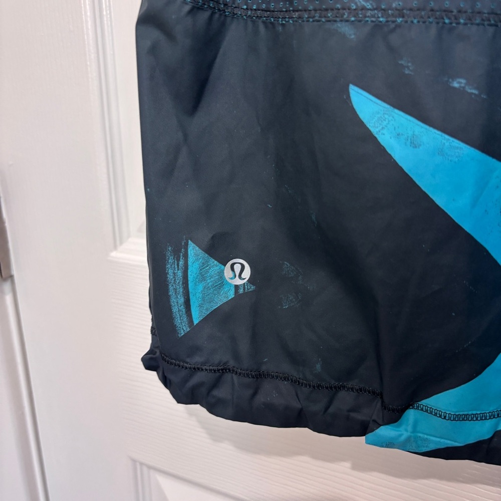Lululemon Pack-It Vest - Picture 11 of 12